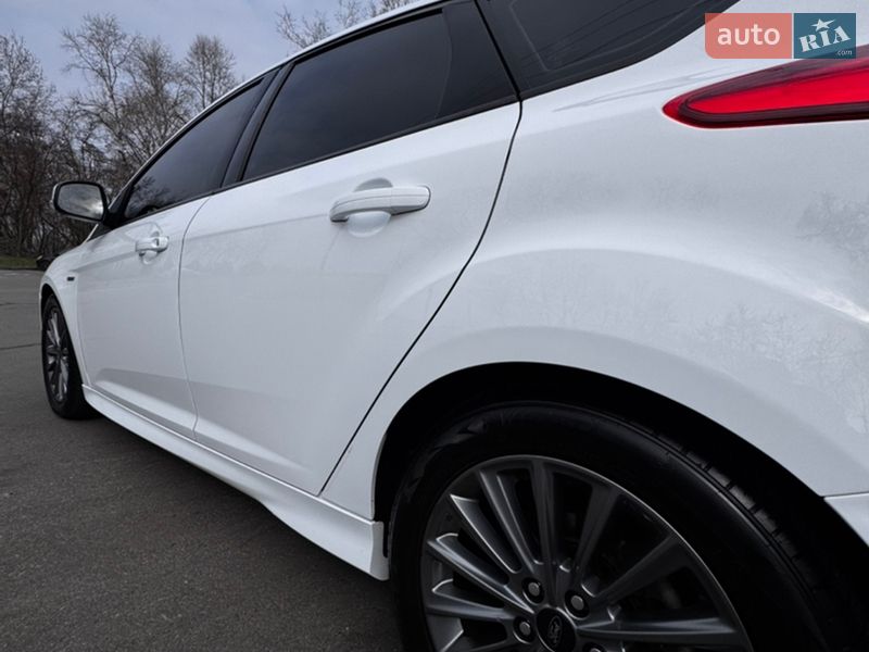 Хэтчбек Ford Focus 2018 в Киеве