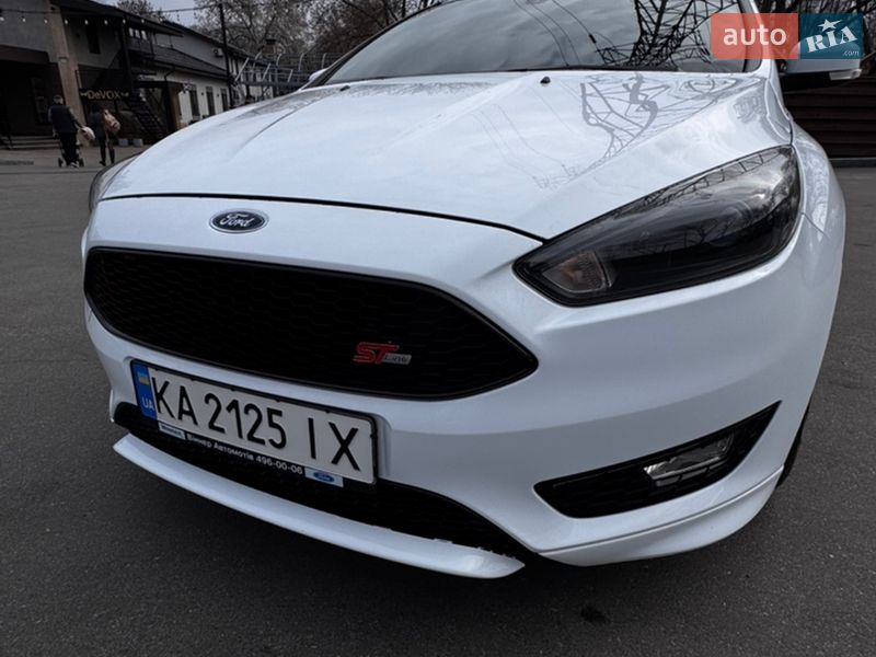 Хэтчбек Ford Focus 2018 в Киеве