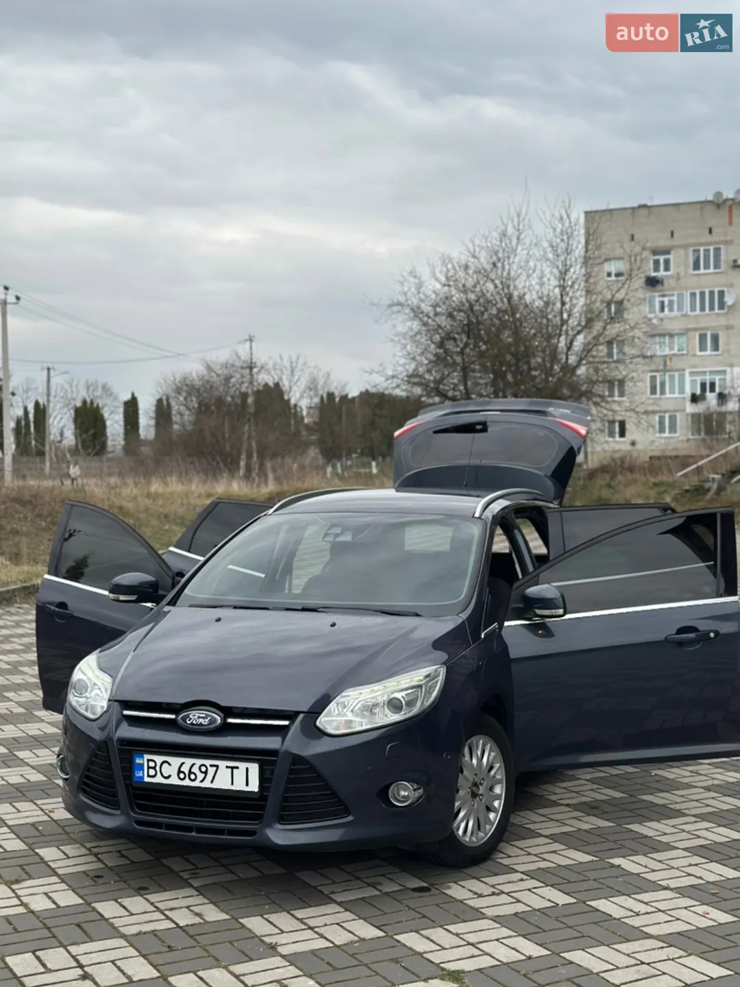 2012 Ford Focus - мініатюра 11