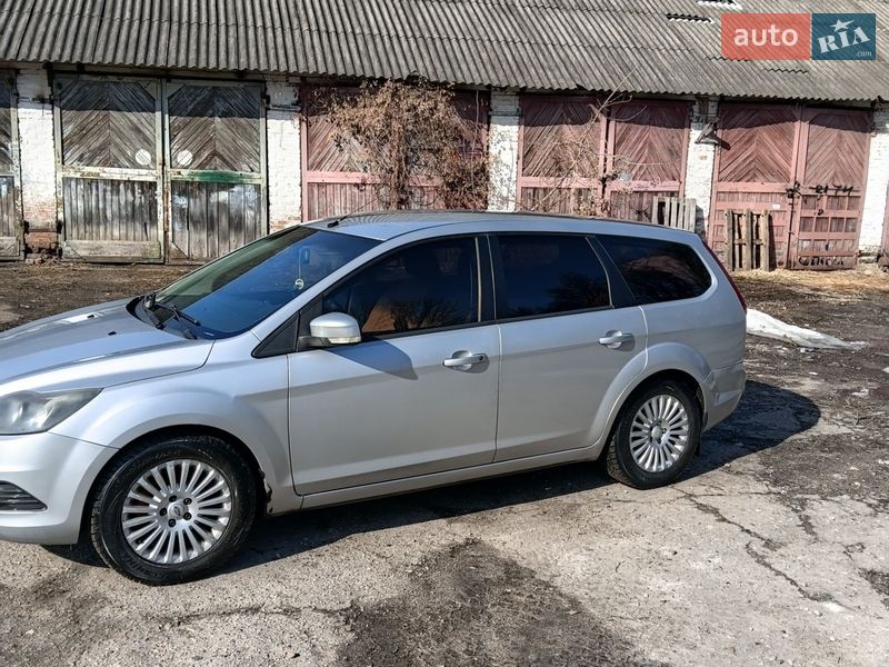Универсал Ford Focus 2009 в Глухове фото 3 Универсал Ford Focus 2009 в Глухове