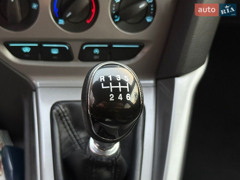 Хетчбек Ford Focus 2011 в Володимирі фото 14 Хетчбек Ford Focus 2011 в Володимирі