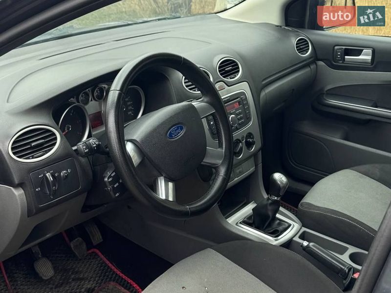 Ford Focus 2010 Ford Focus 2010