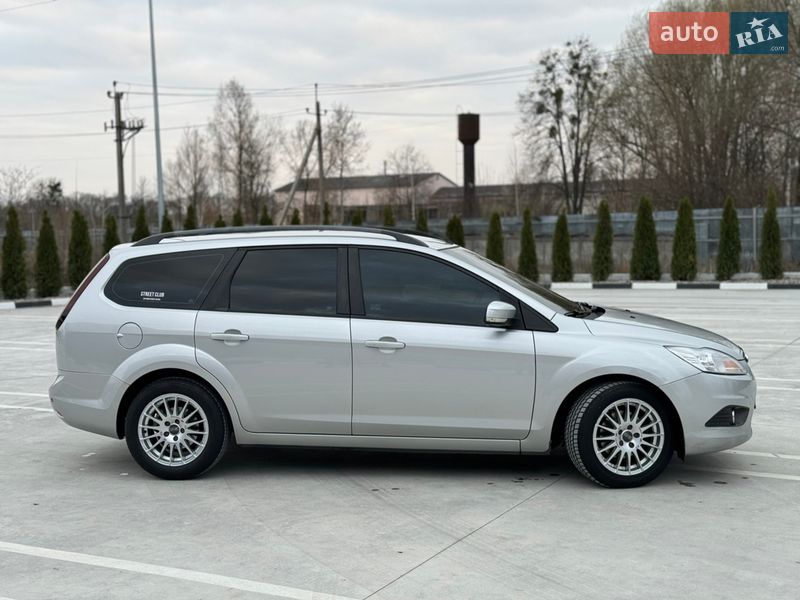 Універсал Ford Focus 2009 в Звягелі