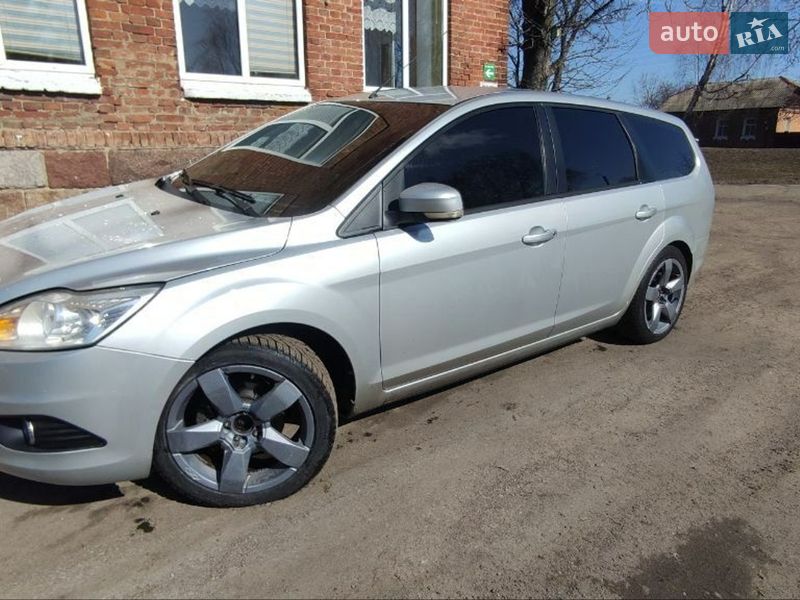 Універсал Ford Focus 2009 в Ромнах фото 12 Універсал Ford Focus 2009 в Ромнах