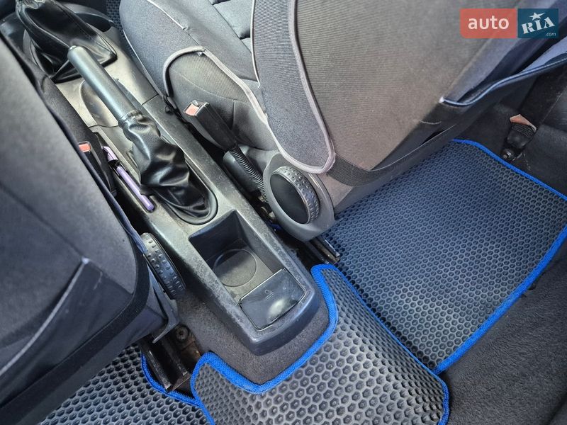 Універсал Ford Focus 1999 в Рівному фото 32 Універсал Ford Focus 1999 в Рівному