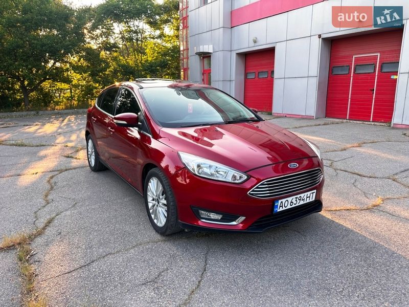 Хэтчбек Ford Focus 2016 в Запорожье