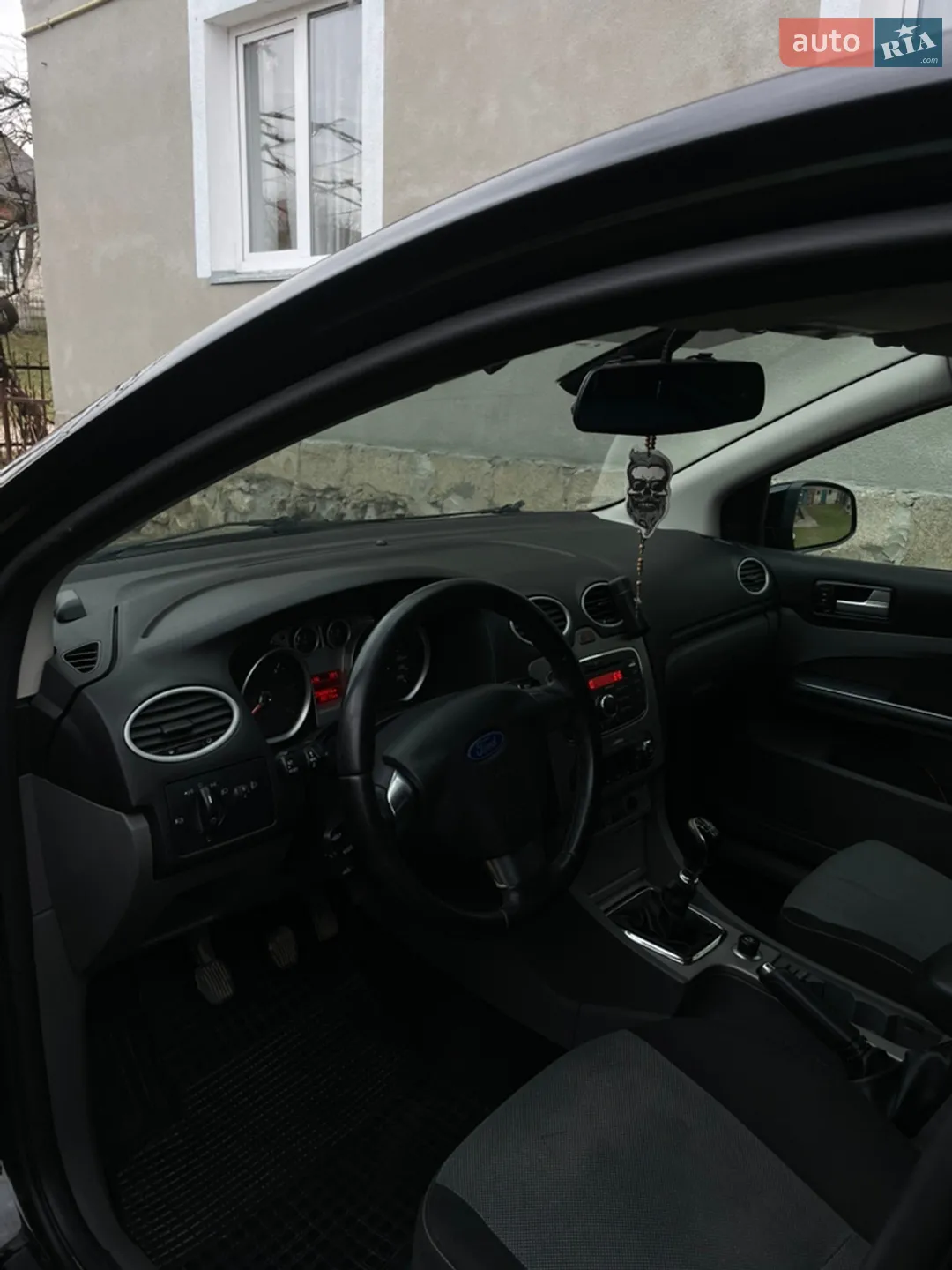 2010 Ford Focus - мініатюра 5