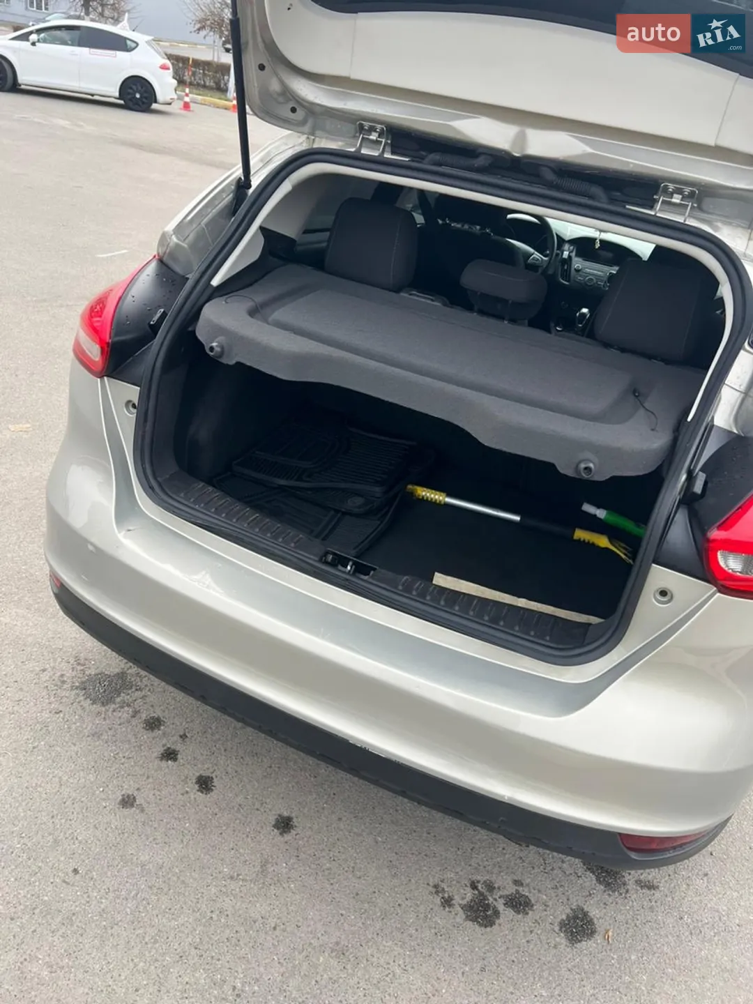 2016 Ford Focus - мініатюра 12