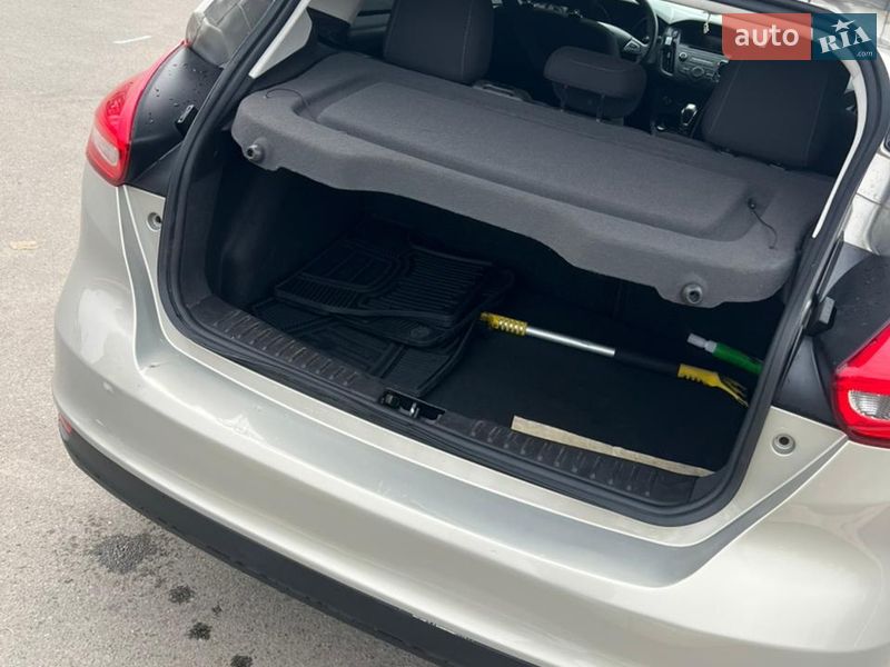 Хэтчбек Ford Focus 2016 в Ирпене