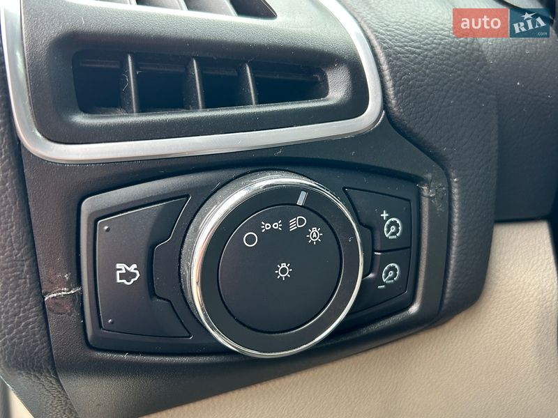 Хэтчбек Ford Focus 2012 в Сумах фото 23 Хэтчбек Ford Focus 2012 в Сумах