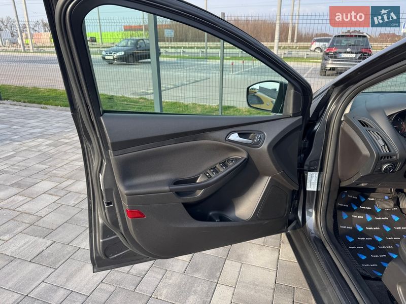 Хэтчбек Ford Focus 2018 в Ровно