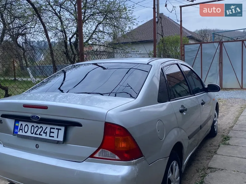 Ford Focus 2001 VIN WF0FXXWPDF1G08209 фото оголошення 8 з 47