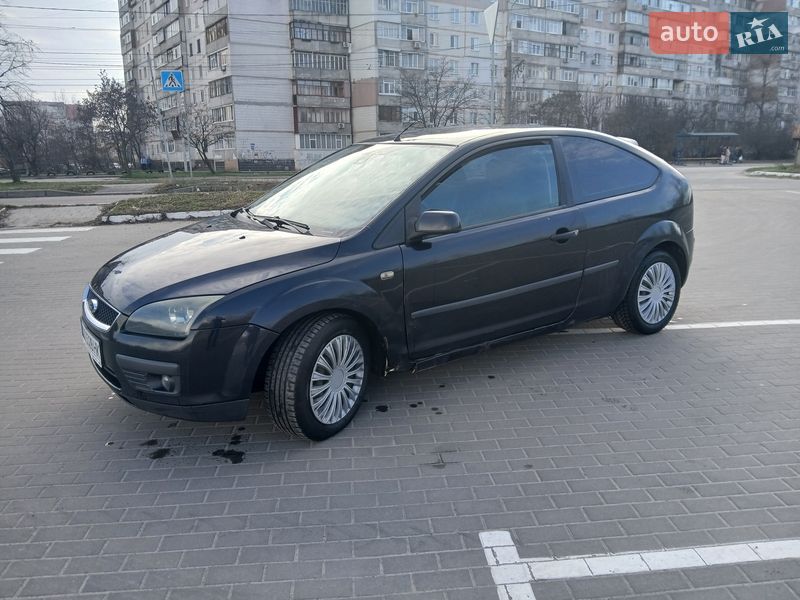 Хетчбек Ford Focus 2005 в Сумах фото 2 Хетчбек Ford Focus 2005 в Сумах