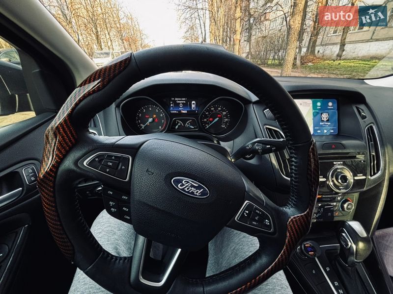 Седан Ford Focus 2017 в Киеве