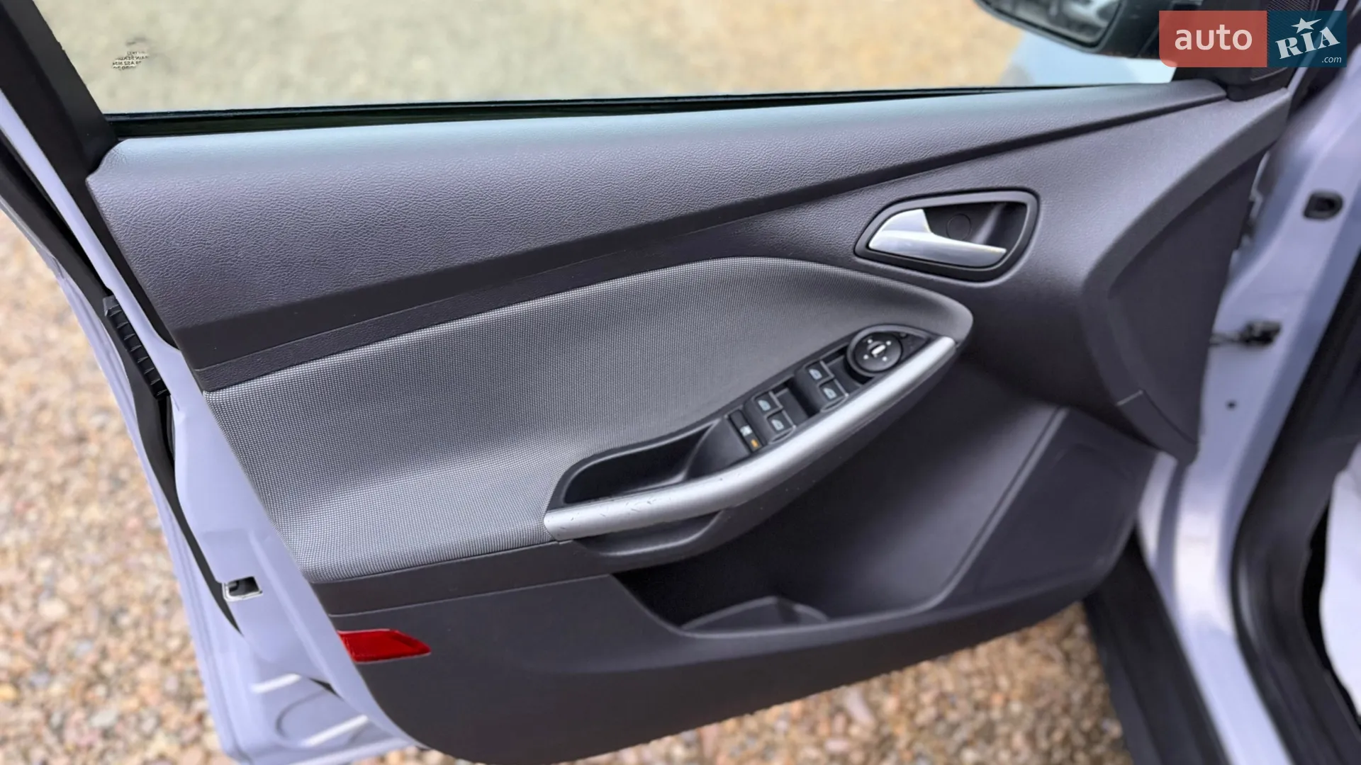 2011 Ford Focus - мініатюра 34
