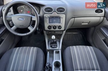 Хэтчбек Ford Focus 2011 в Киеве