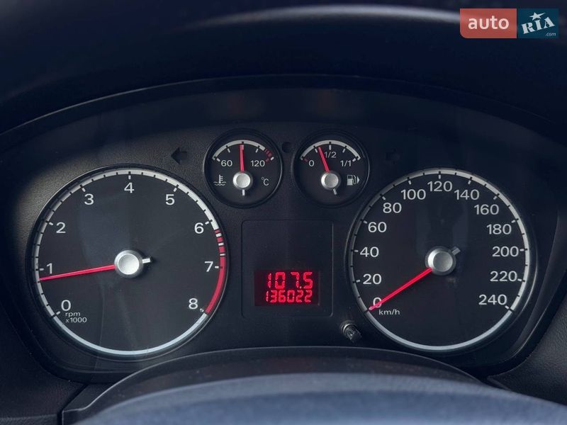 Хетчбек Ford Focus 2011 в Києві