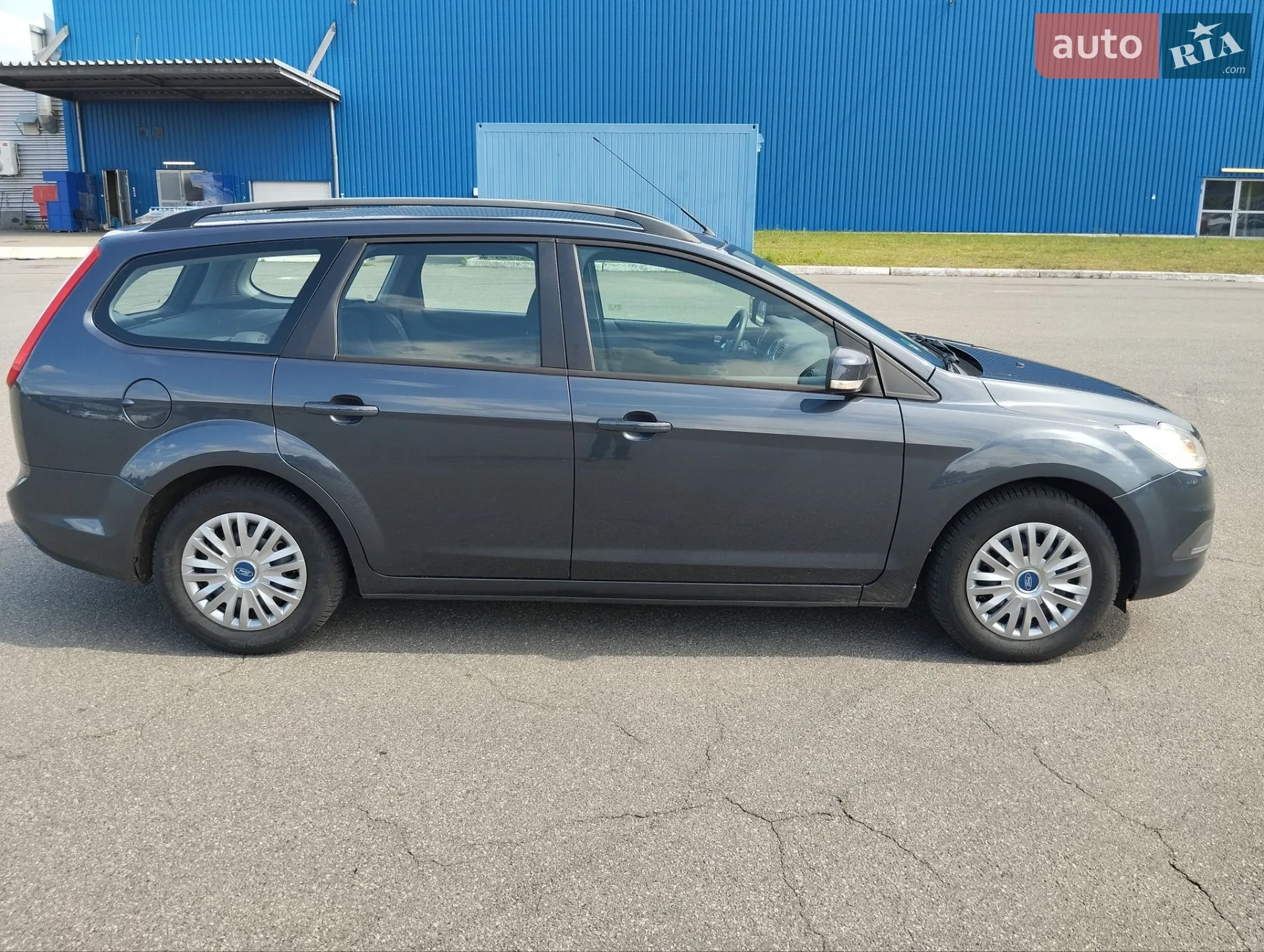 2010 Ford Focus - мініатюра 6