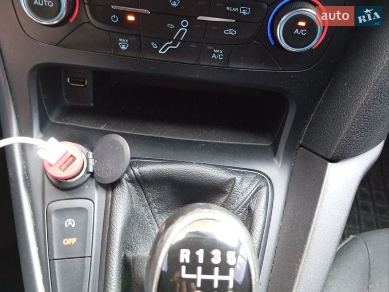 Седан Ford Focus 2015 в Киеве