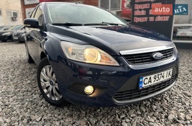 Хэтчбек Ford Focus 2010 в Смеле