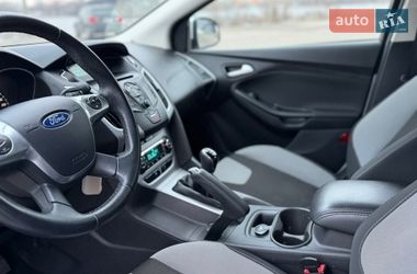 Хэтчбек Ford Focus 2014 в Киеве
