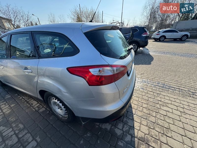 Універсал Ford Focus 2011 в Івано-Франківську
