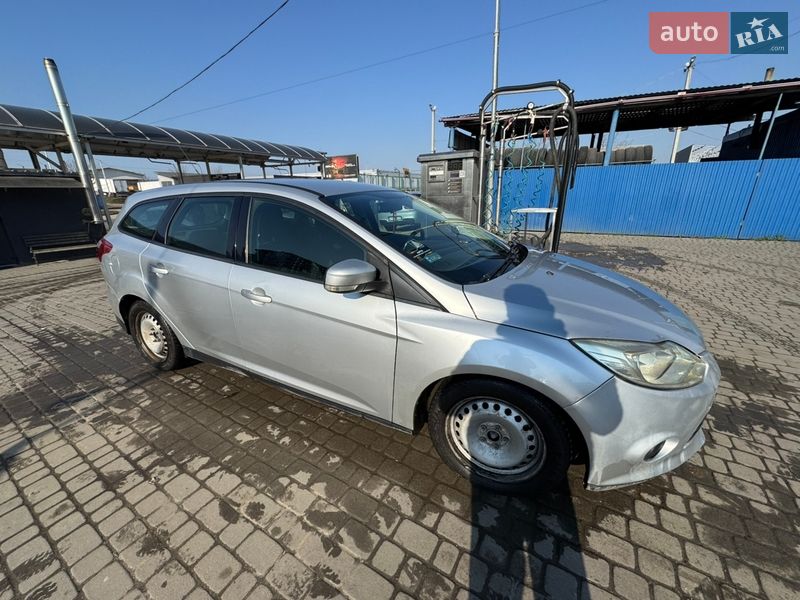 Універсал Ford Focus 2011 в Івано-Франківську