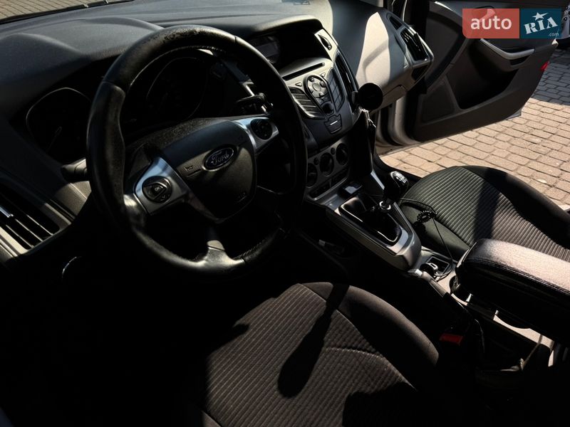 Універсал Ford Focus 2011 в Івано-Франківську