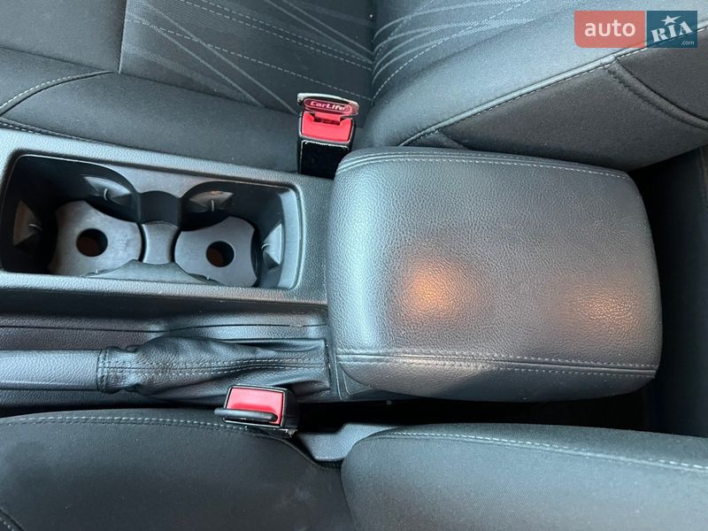 Седан Ford Focus 2015 в Львові