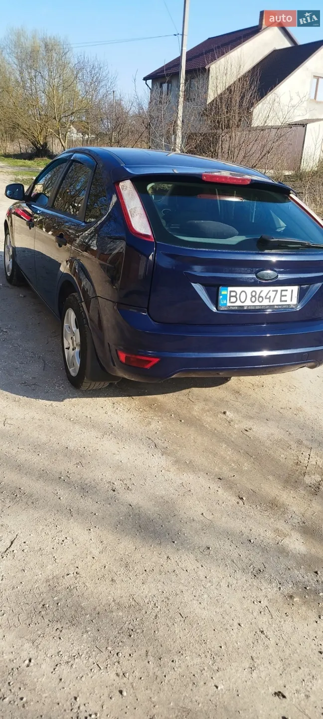 2010 Ford Focus - мініатюра 12