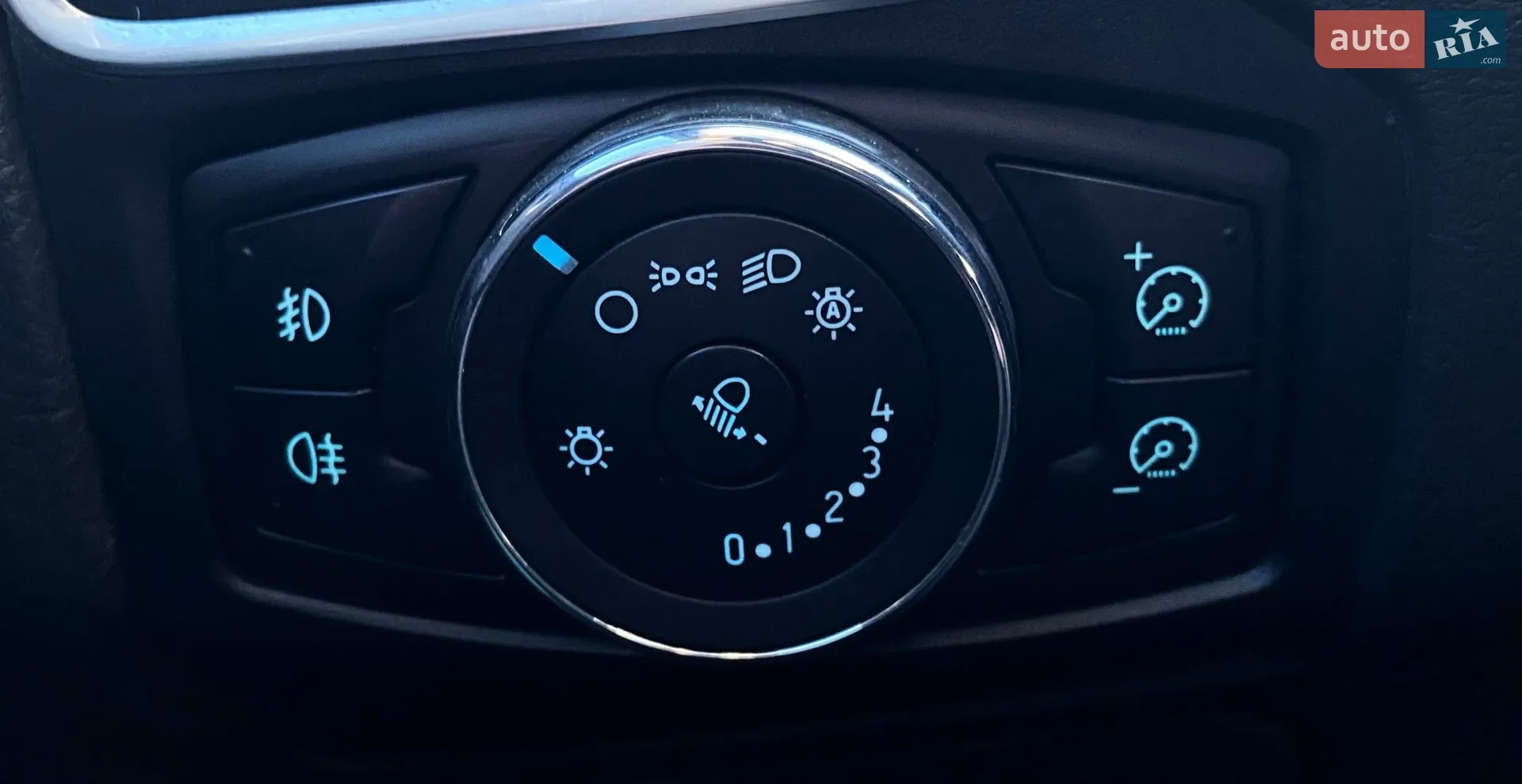 2011 Ford Focus - мініатюра 19