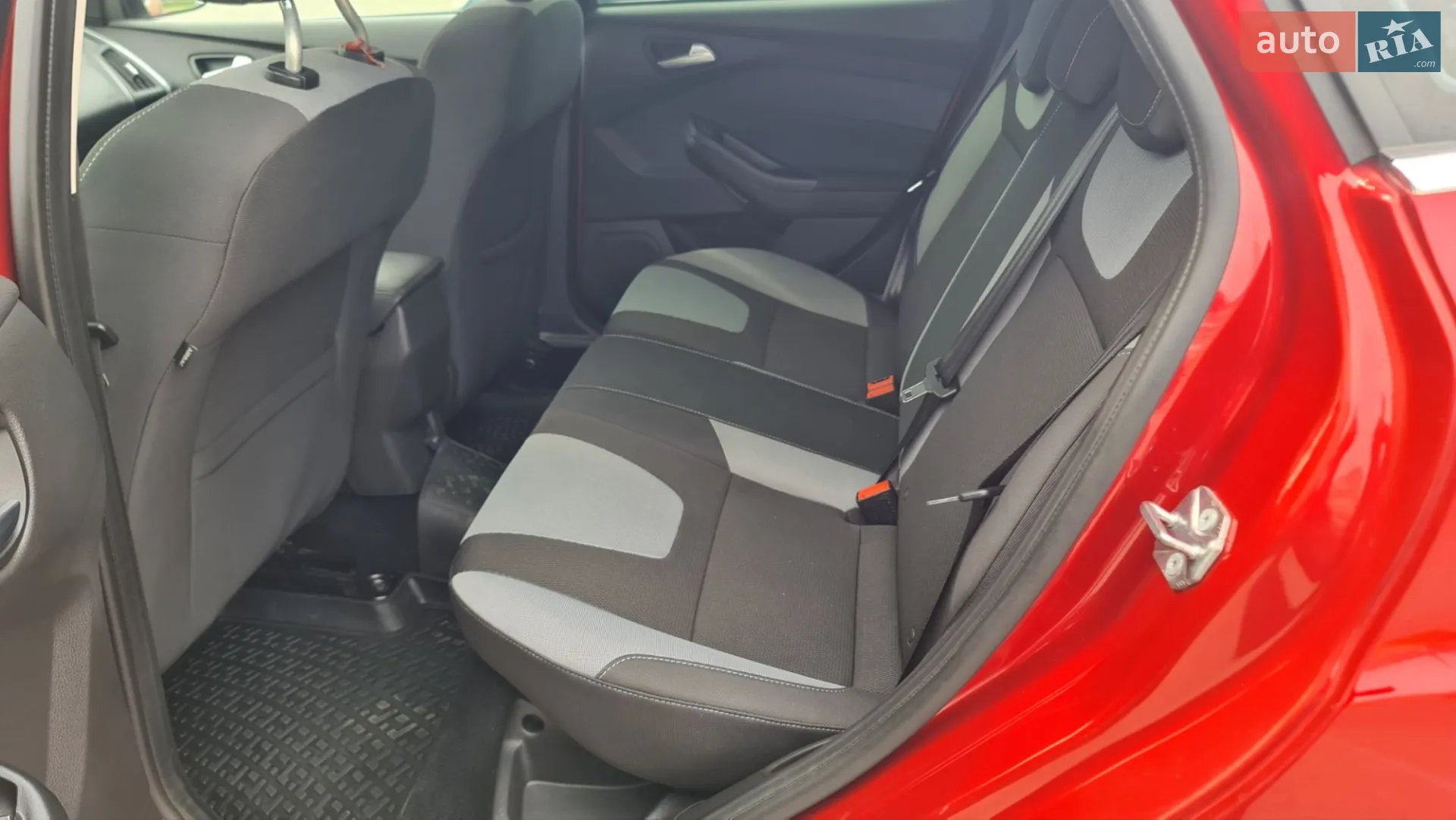 2013 Ford Focus - мініатюра 10