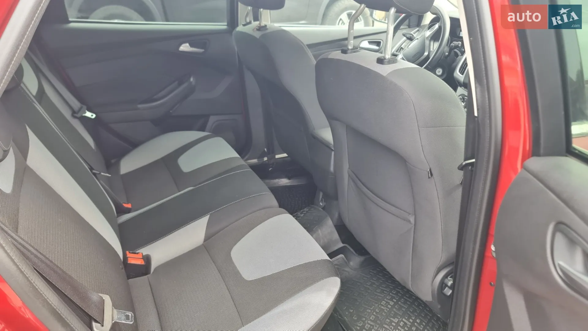2013 Ford Focus - мініатюра 11