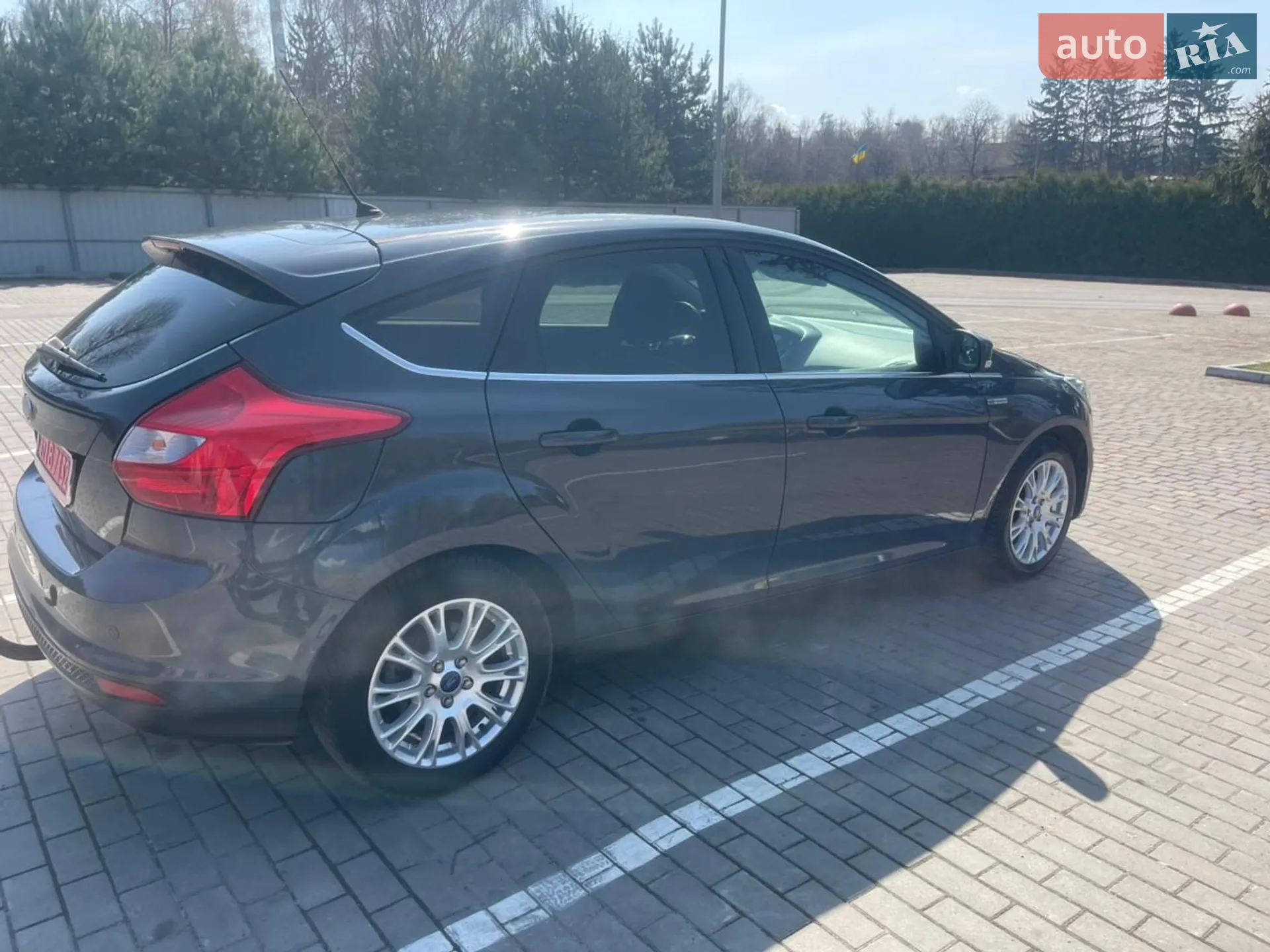 2010 Ford Focus - мініатюра 8