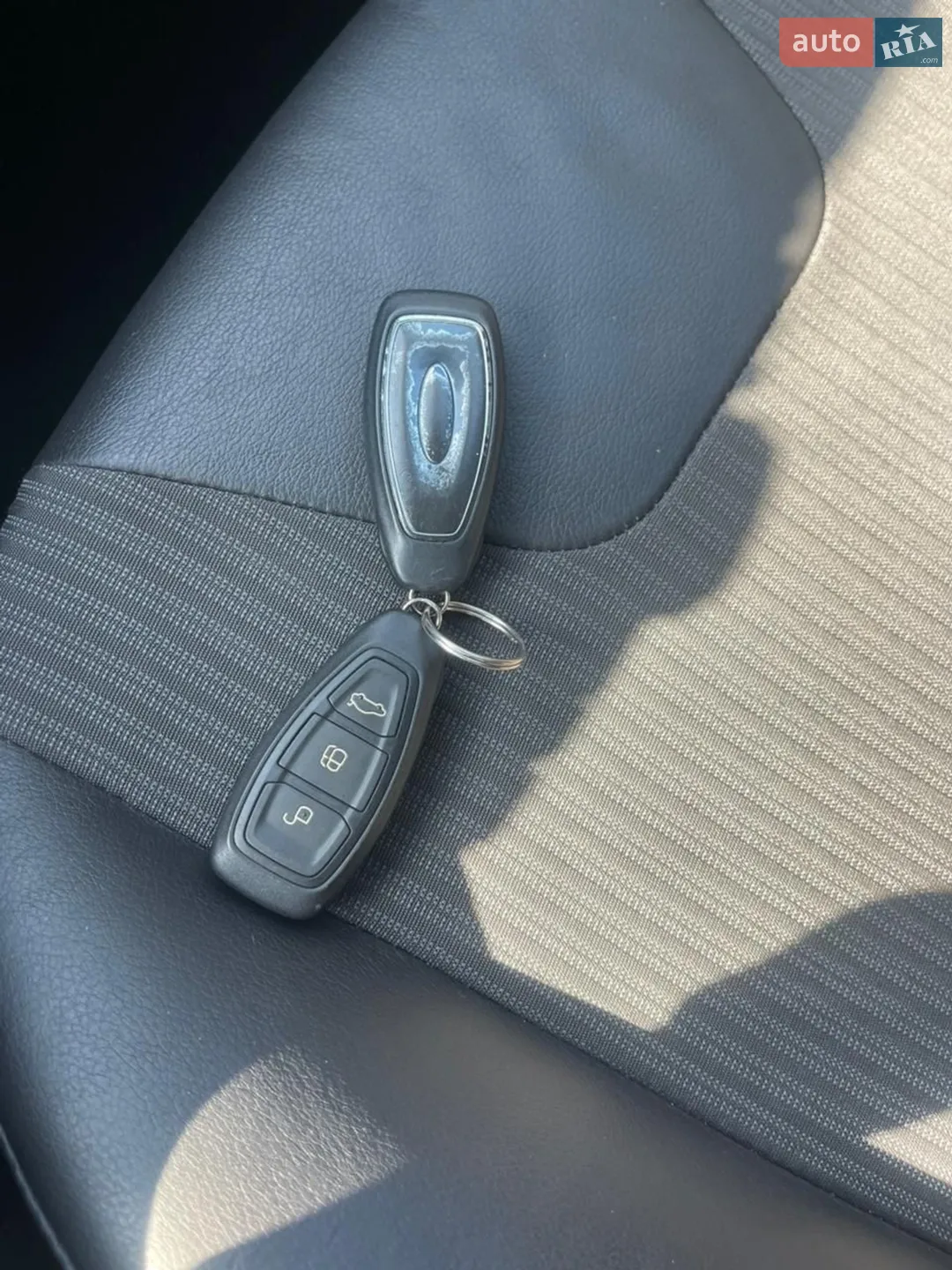 2010 Ford Focus - мініатюра 20