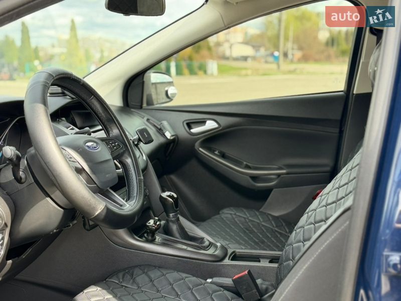 Седан Ford Focus 2016 в Вишневому
