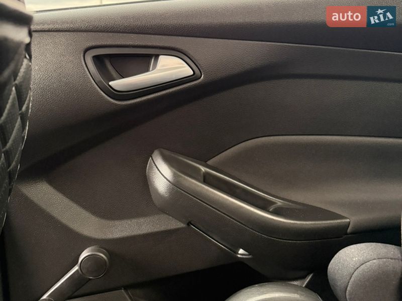 Седан Ford Focus 2016 в Вишневому