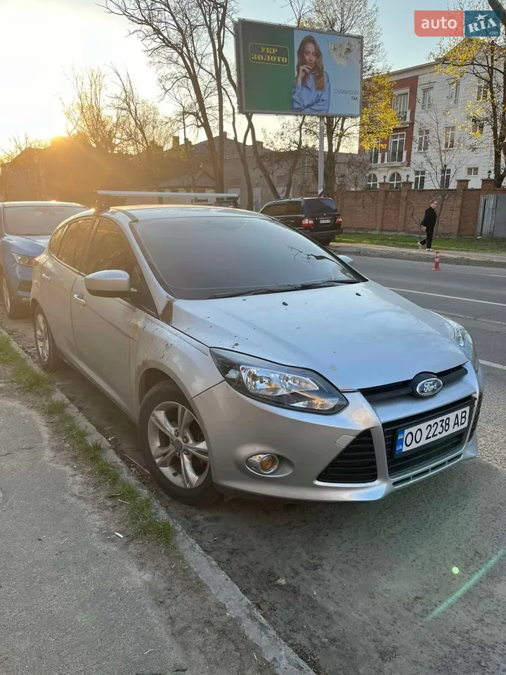 2011 Ford Focus - мініатюра 12