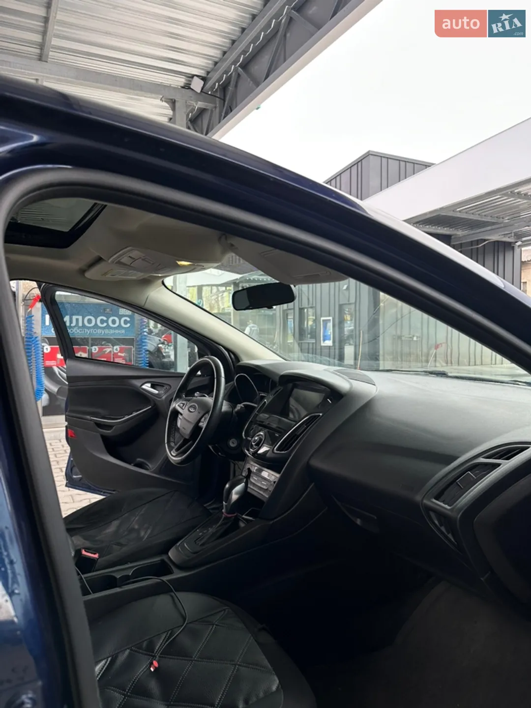 2017 Ford Focus - мініатюра 14