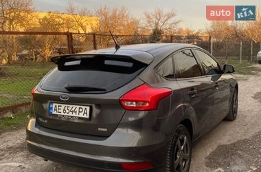 Хетчбек Ford Focus 2016 в Дніпрі