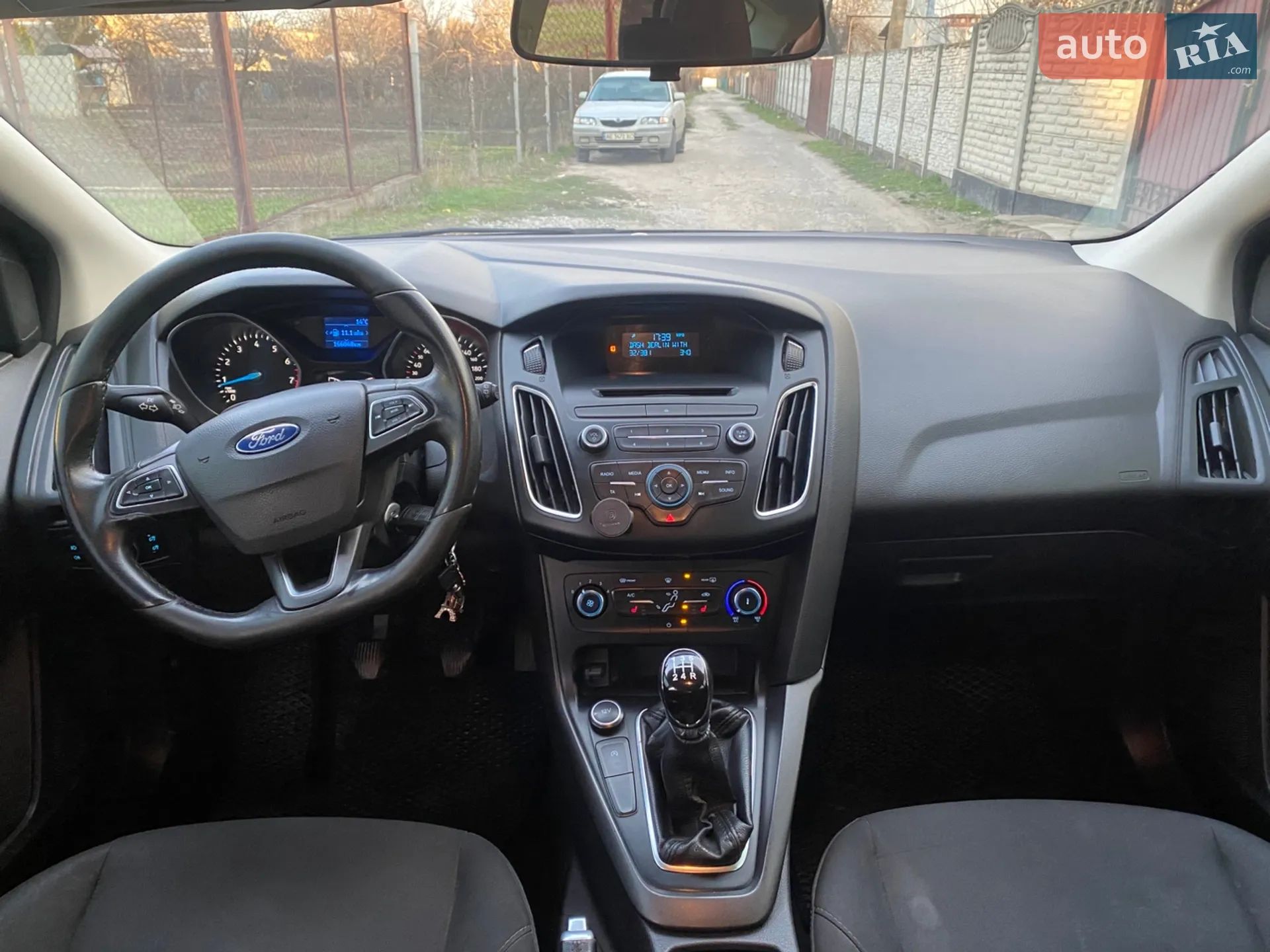 2016 Ford Focus - мініатюра 8