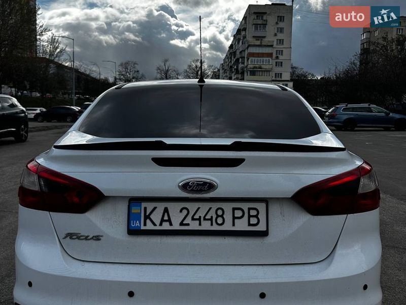 Седан Ford Focus 2012 в Киеве
