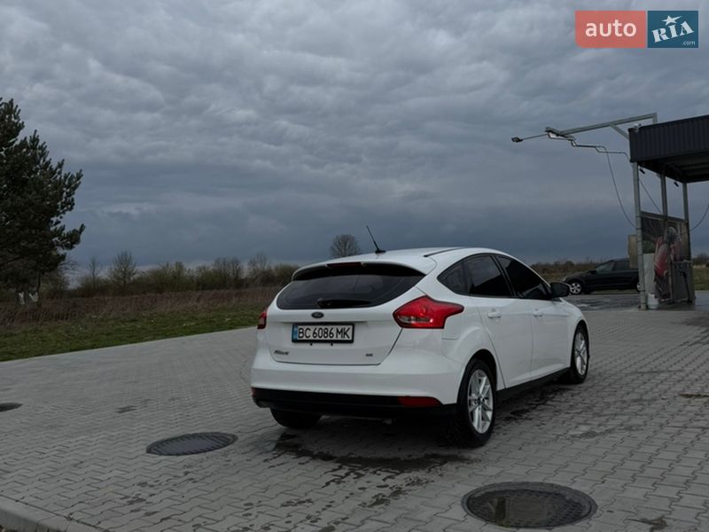 Хетчбек Ford Focus 2015 в Львові