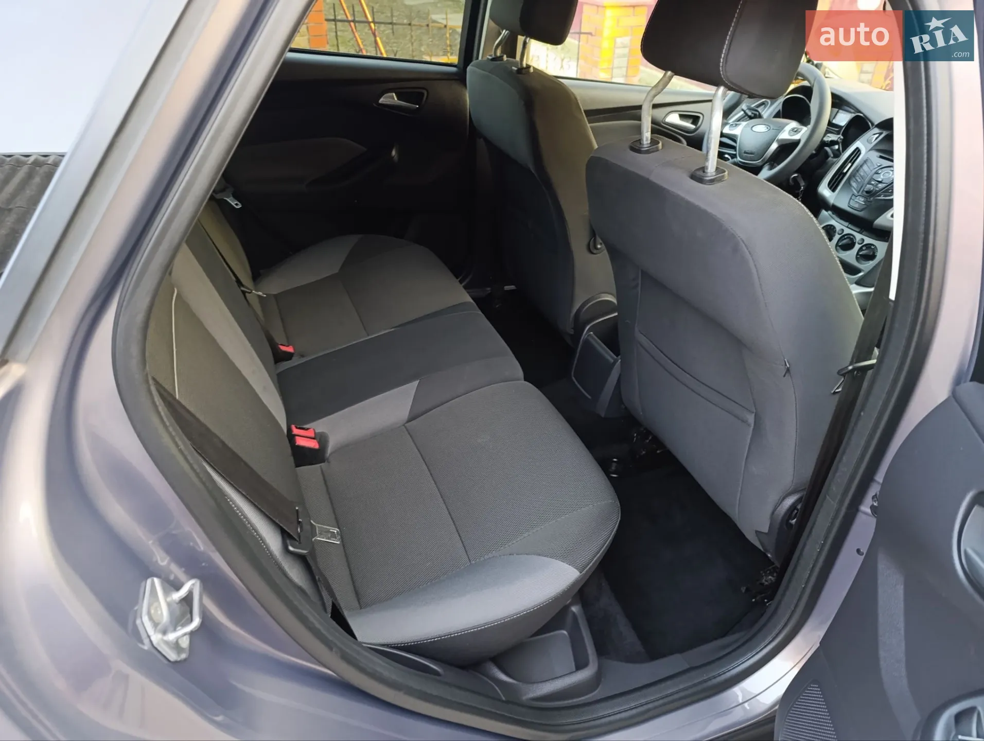 2011 Ford Focus - мініатюра 19