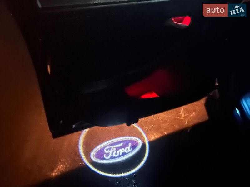 Універсал Ford Focus 2014 в Волочиську