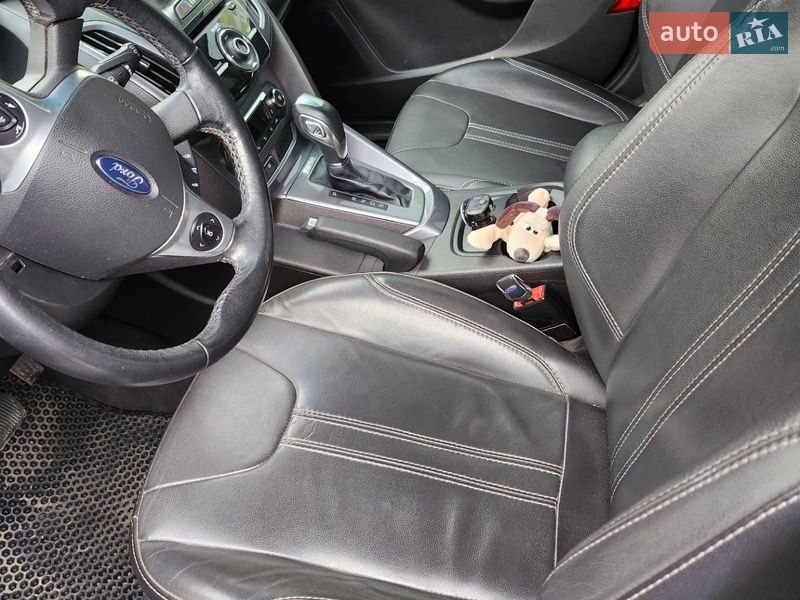 Хэтчбек Ford Focus 2014 в Харькове