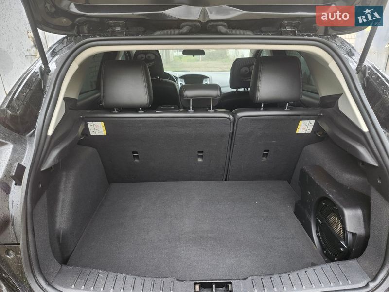 Хэтчбек Ford Focus 2014 в Харькове