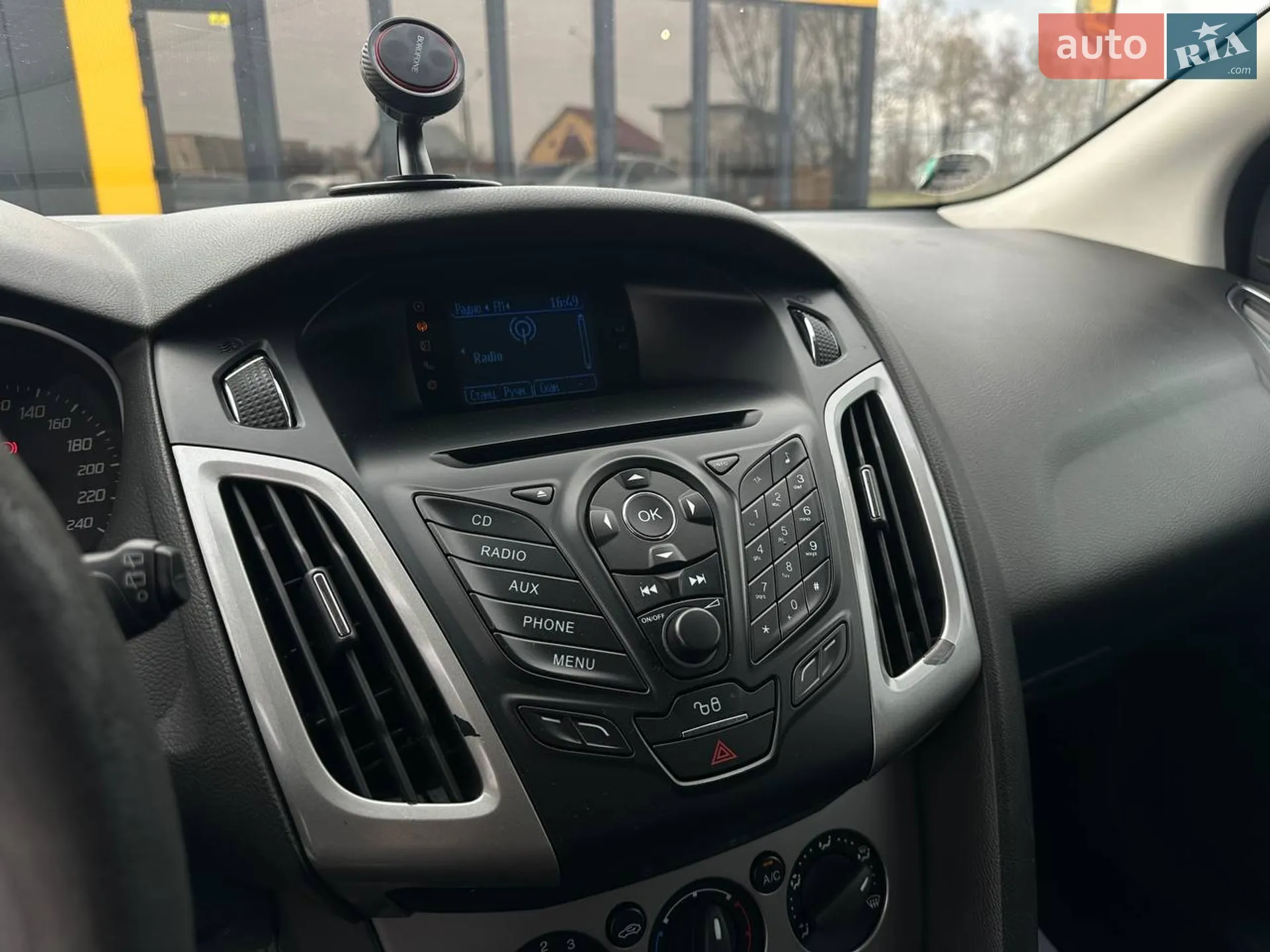 2012 Ford Focus - мініатюра 17