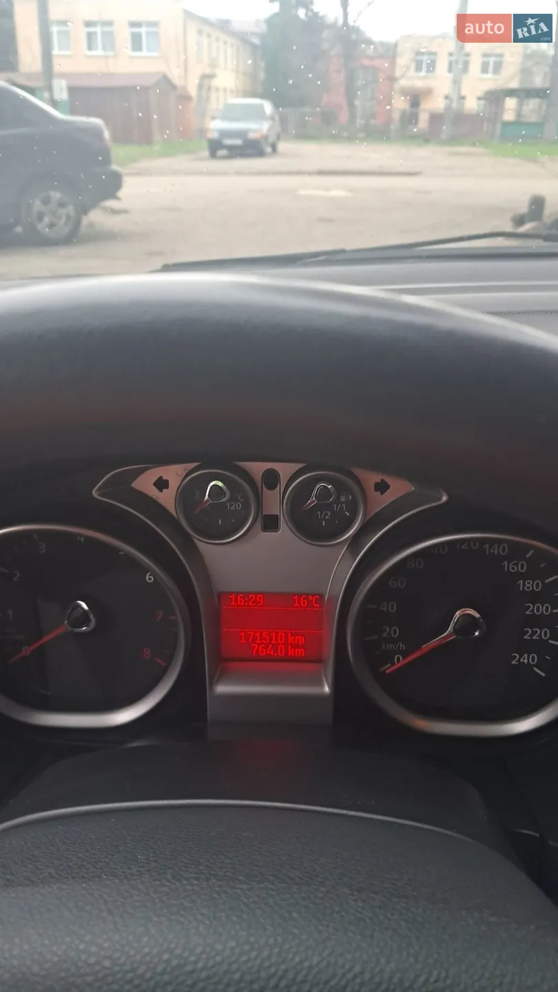 2011 Ford Focus - мініатюра 4