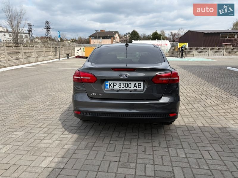 Седан Ford Focus 2016 в Запорожье